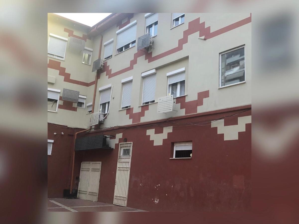 Apartamento New New Bazaar Tirana Exterior foto